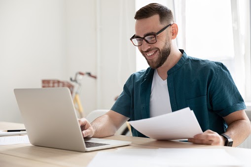 7 Essential Online Tutor App Development Features for Startups